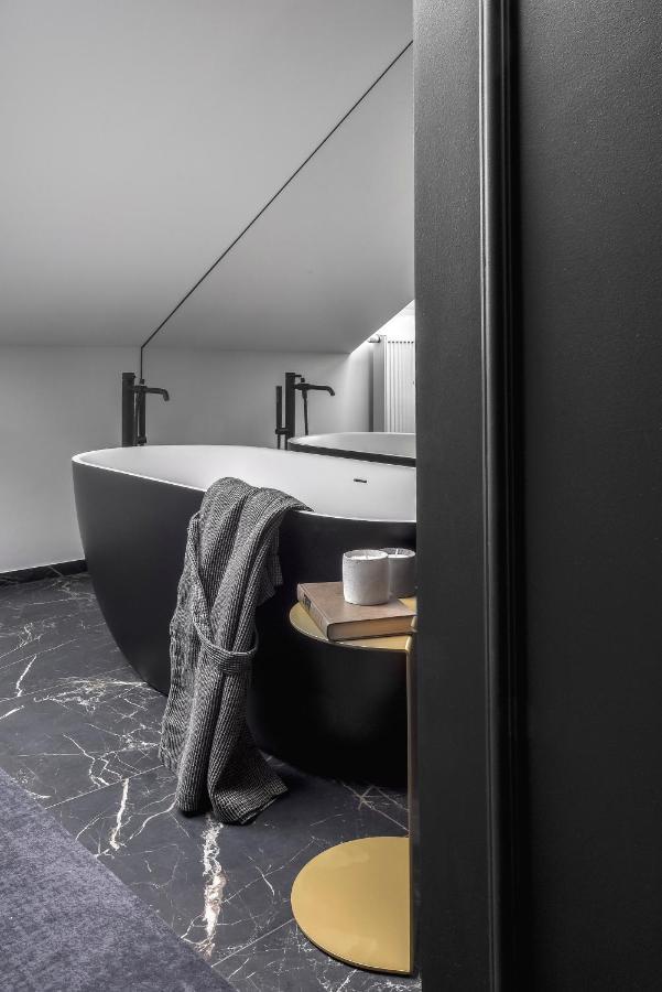 Отель Berman House Каунас Экстерьер фото